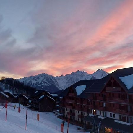 Appartement Lumineux Aux Pieds Des Pistes Сен-Франсуа-Лоншам Екстериор снимка